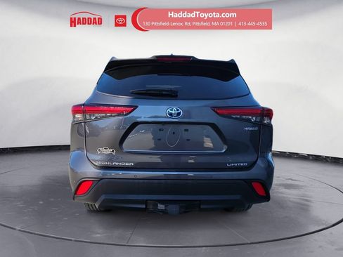 Used 2023 Toyota Highlander Limited AWD/4WD image 4