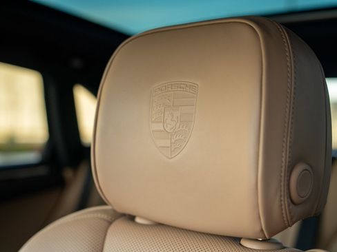 New 2026 Porsche Macan S AWD/4WD image 13