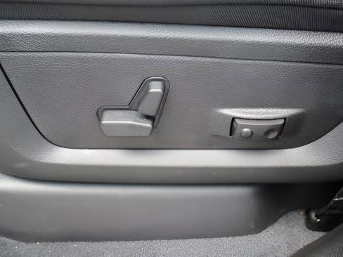 New 2026 RAM 2500 Limited AWD/4WD image 14