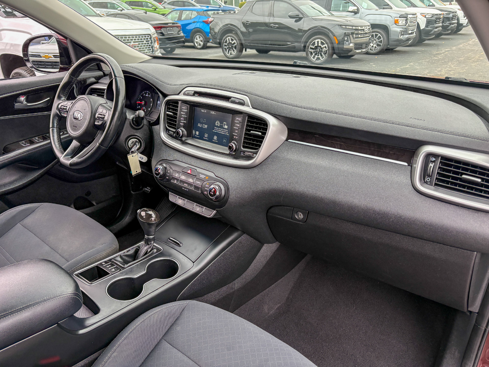 Used 2018 Kia Sorento AWD image 25