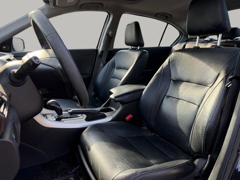 Used 2015 Honda Accord EX-L image 17