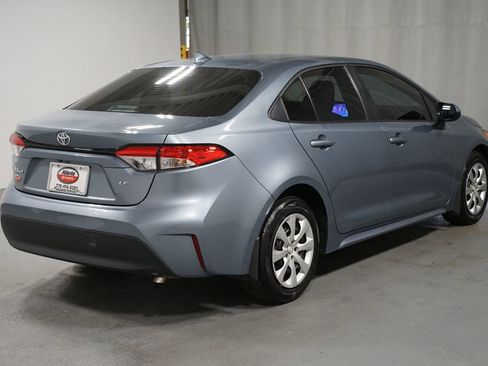 Used 2025 Toyota Corolla LE image 8