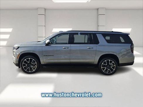 New 2026 Chevrolet Suburban RST w/ Comfort Package image 2