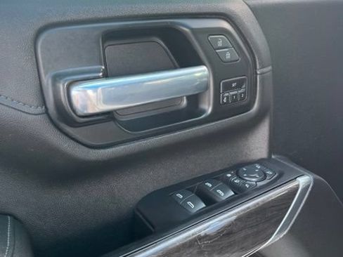 Used 2021 Chevrolet Silverado 2500 LTZ w/ LTZ Texas Edition AWD/4WD image 12