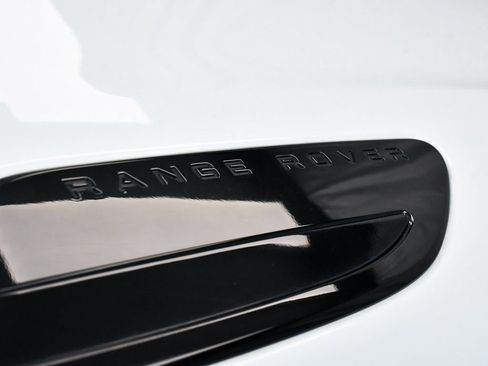 Used 2023 Land Rover Range Rover Velar R-Dynamic S image 90