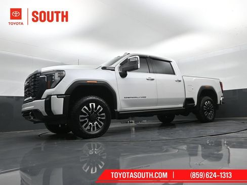 Used 2024 GMC Sierra 2500 Denali Ultimate AWD/4WD image 48