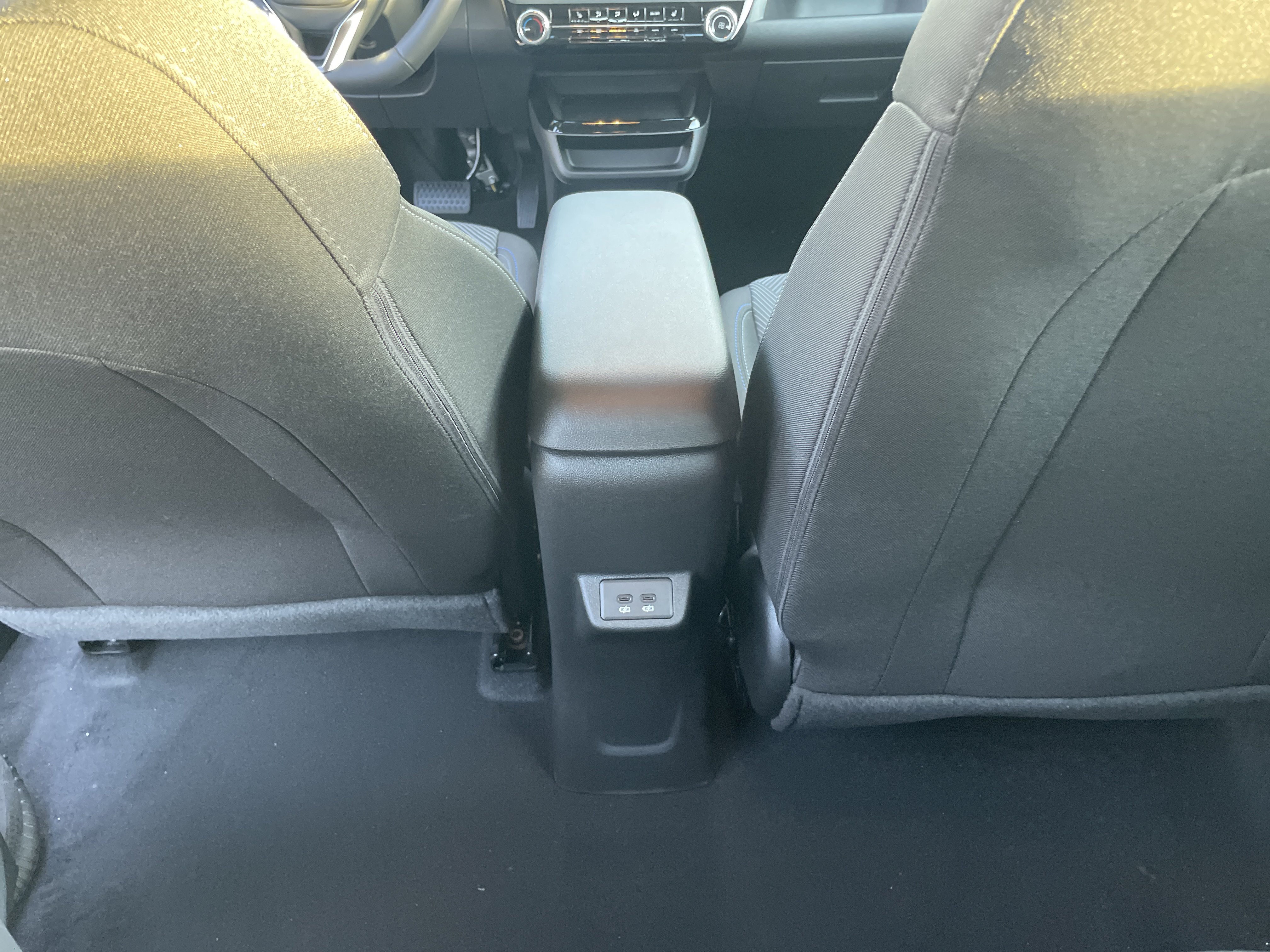 New 2027 Chevrolet Bolt LT w/ Comfort Package FWD image 28