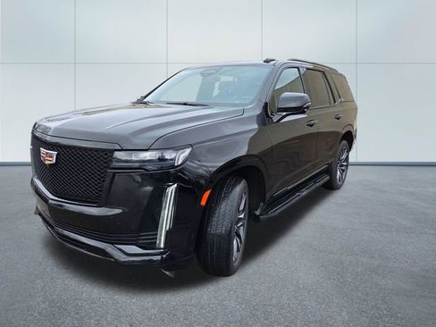 Used 2023 Cadillac Escalade Sport image 3