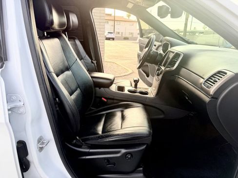 Used 2015 Jeep Grand Cherokee Limited RWD image 23