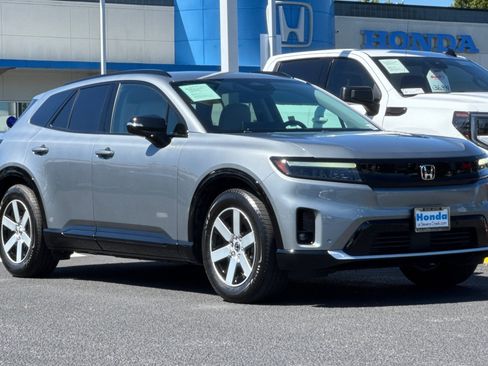Used 2024 Honda Prologue Touring image 7