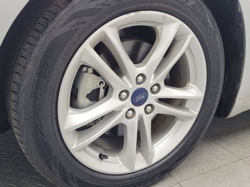 Used 2018 Ford Fusion SE image 31