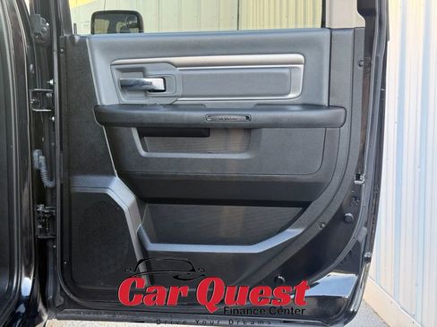 Used 2022 RAM 1500 Classic SLT image 16