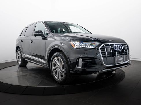 Certified 2023 Audi Q7 3.0T Premium w/ Convenience Package AWD/4WD image 2
