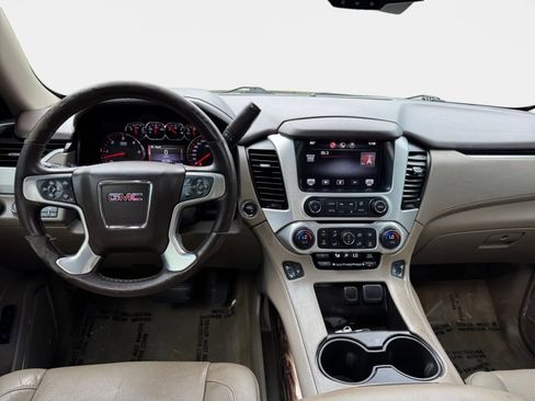 Used 2015 GMC Yukon XL SLT w/ Open Road Package AWD/4WD image 19