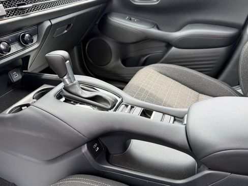 Used 2024 Honda HR-V LX image 17