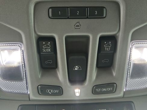 Used 2021 Chevrolet Silverado 1500 RST image 42