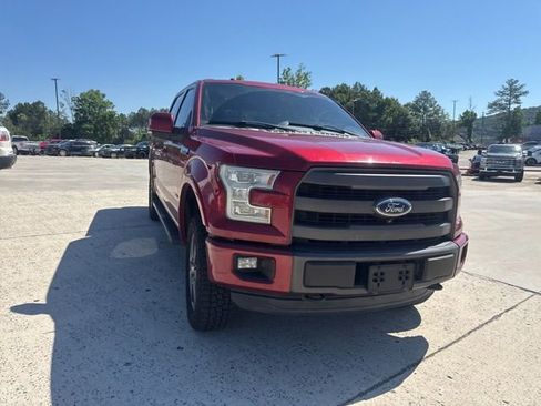 Used 2015 Ford F150 Lariat w/ Equipment Group 502A Luxury AWD/4WD image 4