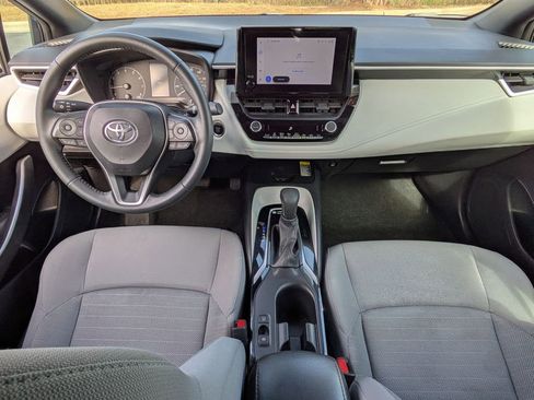 Used 2024 Toyota Corolla SE w/ SE Premium Package image 14