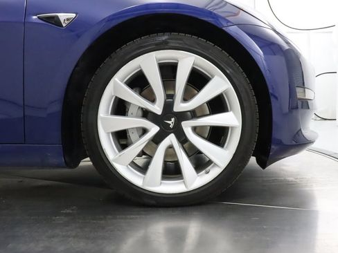 Used 2020 Tesla Model 3 Long Range AWD/4WD image 34