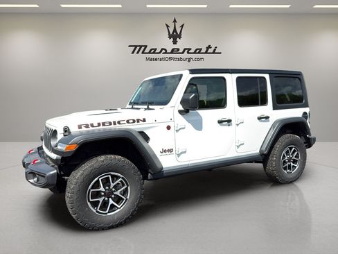Used 2025 Jeep Wrangler Unlimited Rubicon AWD/4WD image 1