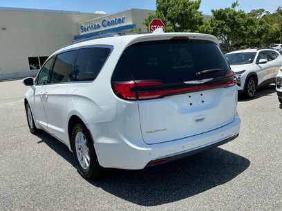 Used 2021 Chrysler Pacifica Touring-L