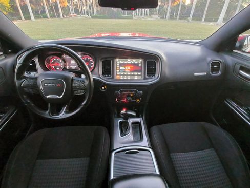 Used 2022 Dodge Charger GT image 18