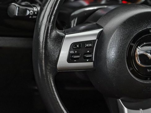 Used 2008 MAZDA MX-5 Miata Grand Touring w/ Premium Pkg RWD image 13