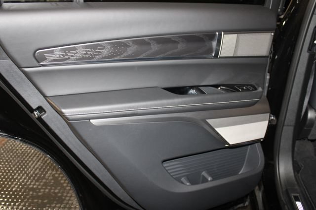 Certified 2026 Cadillac Vistiq Sport w/ LPO, Floor Liner Package AWD/4WD image 37
