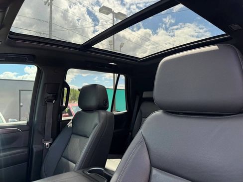Used 2022 Chevrolet Tahoe LT w/ Luxury Package AWD/4WD image 14