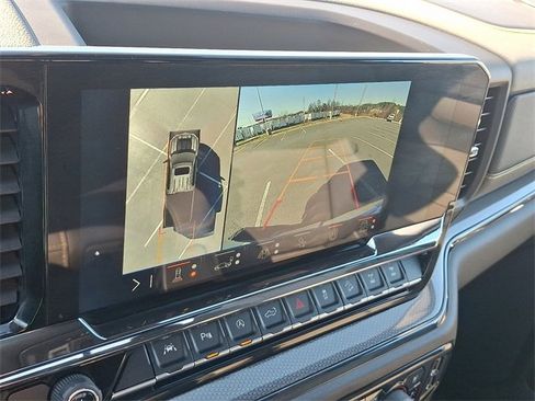 Used 2025 Chevrolet Silverado 1500 ZR2 w/ Technology Package image 19