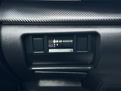 Used 2024 Subaru Crosstrek 2.0i Premium w/ Popular Package #4 image 31