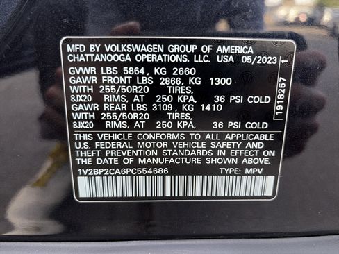 Used 2023 Volkswagen Atlas SEL AWD/4WD image 34