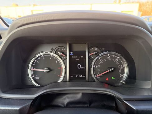 Used 2021 Toyota 4Runner Limited image 21