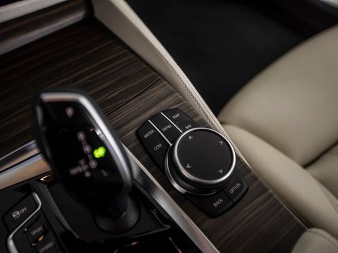 Used 2023 BMW 530e w/ M Sport Package RWD image 32