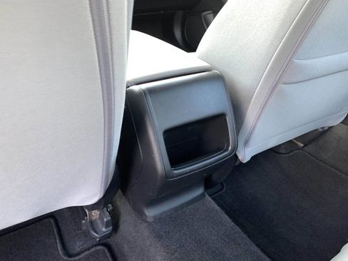 Used 2019 Honda Accord LX image 37