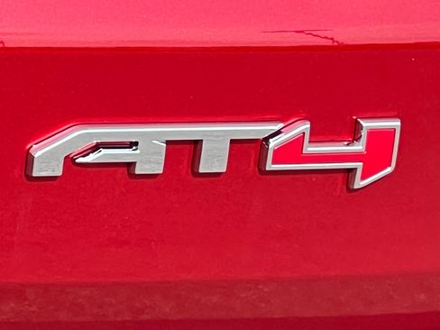 New 2027 GMC Acadia AT4 w/ Luxury Package AWD/4WD image 2