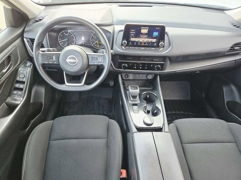 Used 2024 Nissan Rogue S AWD/4WD image 6