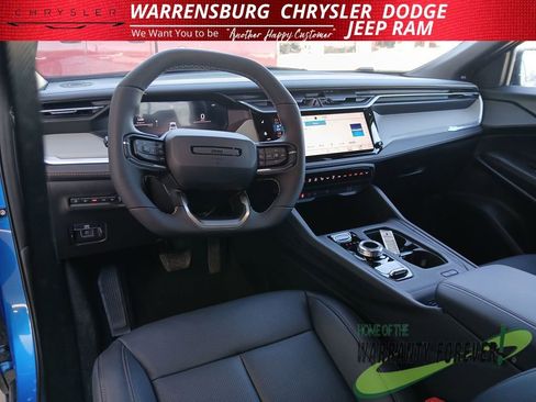 New 2026 Jeep Cherokee Limited image 17