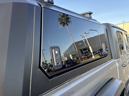 Used 2020 Jeep Gladiator Rubicon image 7