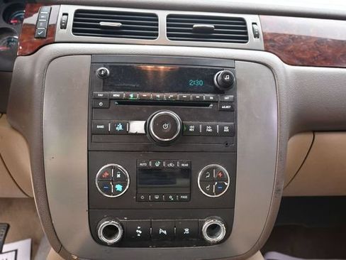 Used 2011 GMC Yukon SLT w/ Regional Value Package RWD image 19