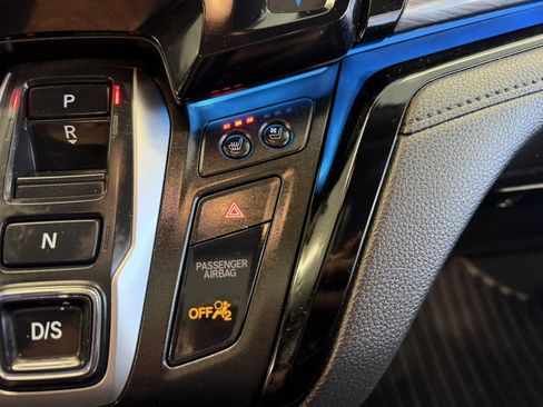 Used 2022 Honda Odyssey Elite image 17