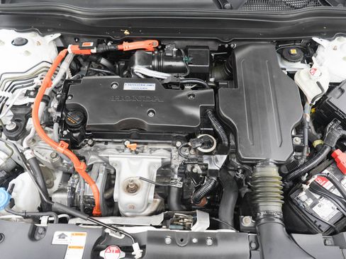 Used 2020 Honda Accord Touring image 31
