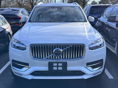 Used 2022 Volvo XC90 T6 Inscription w/ Advanced Package image 12