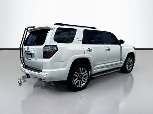 Used 2022 Toyota 4Runner TRD Sport w/ Technology Package AWD/4WD image 7