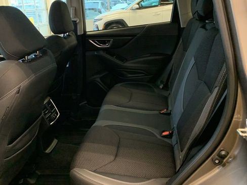 Used 2020 Subaru Forester Premium image 13