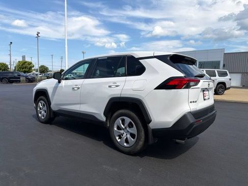 Certified 2024 Toyota RAV4 LE AWD/4WD image 5