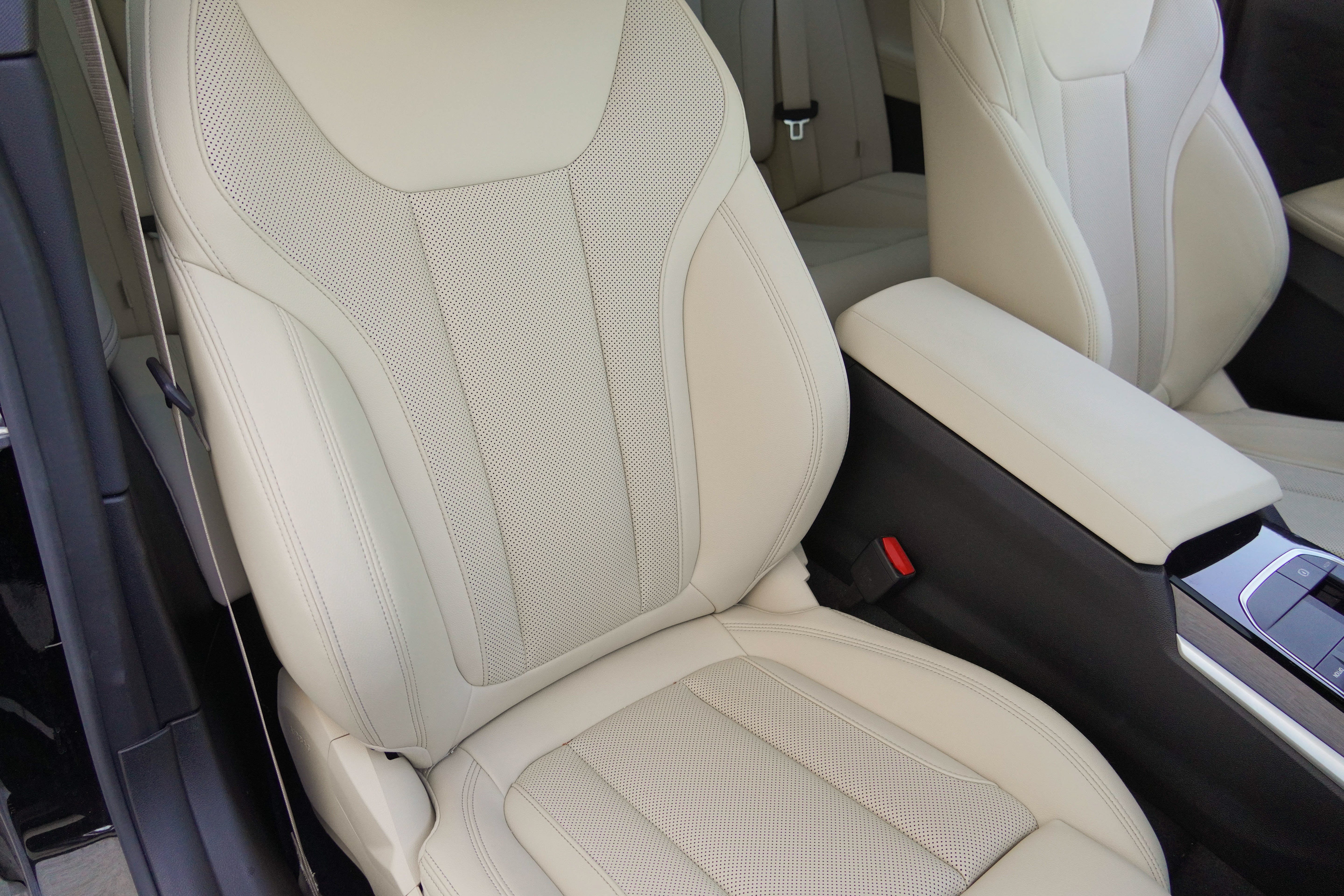 Certified 2023 BMW M240i Coupe w/ Premium Package RWD image 14