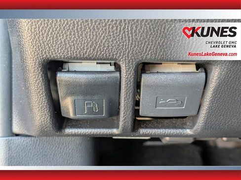 Used 2025 Toyota RAV4 XLE w/ Convenience Package AWD/4WD image 43
