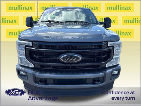 Used 2022 Ford F250 XLT w/ Black Appearance Package image 11