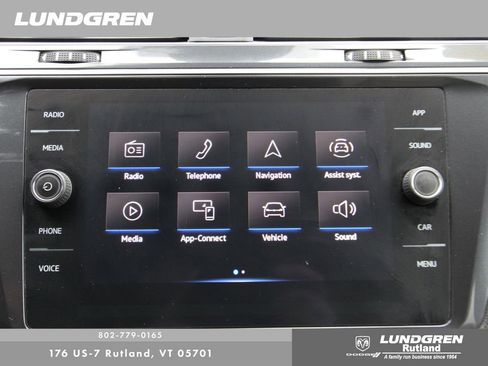 Used 2022 Volkswagen Tiguan SE R-Line image 19